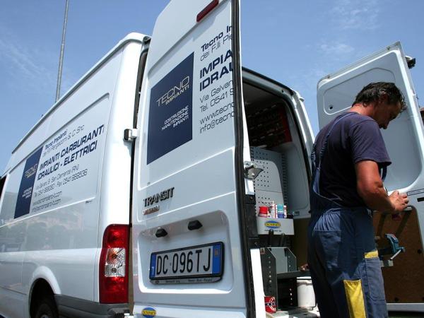 Camioncino per assitenza